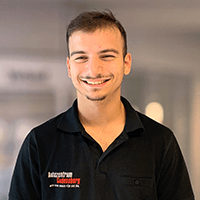 Mehmet Özcelik (Azubi zum Kfz-Mechatroniker) - Autozentrum Gudensberg GmbH